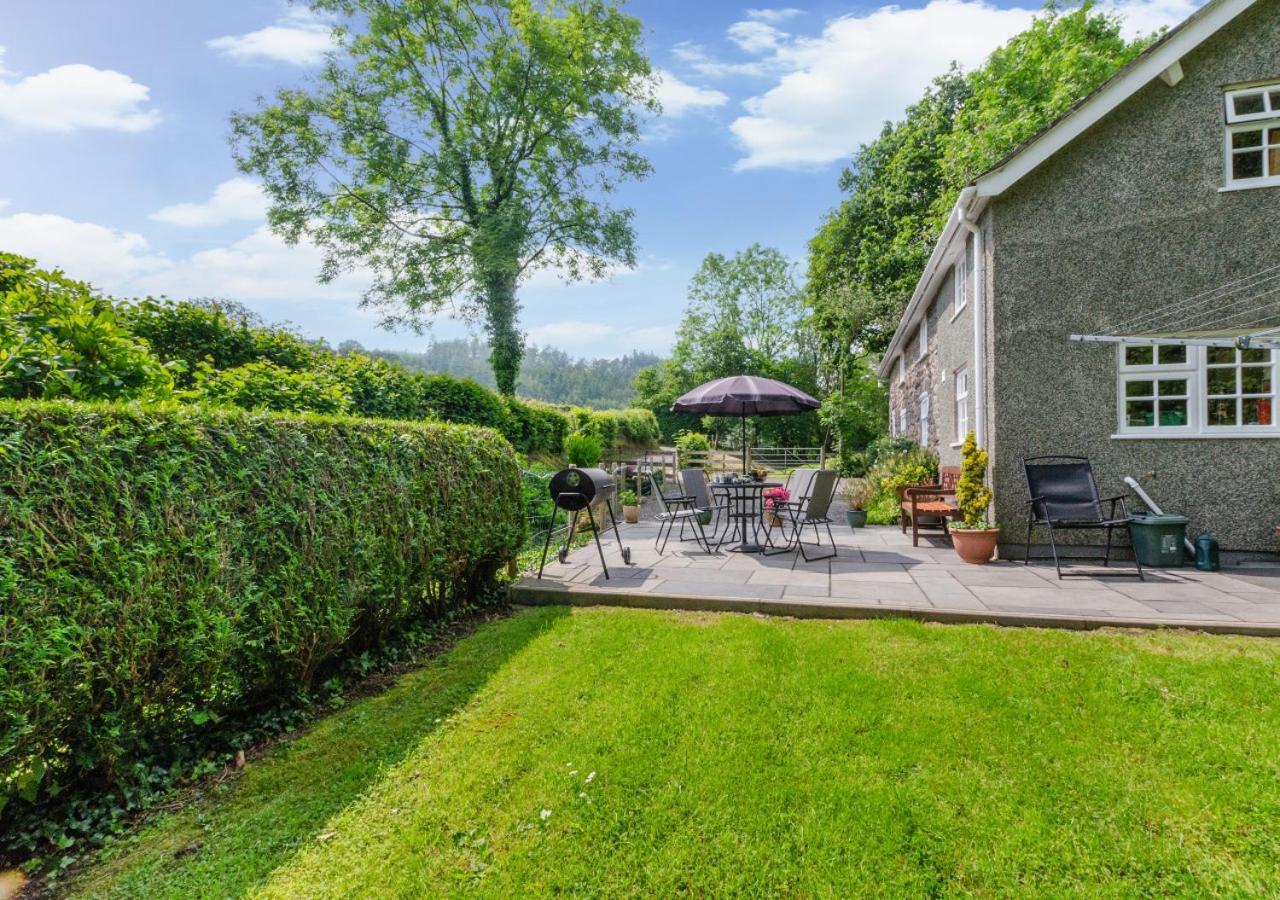 Gors Villa Llanfair Caereinion Bagian luar foto